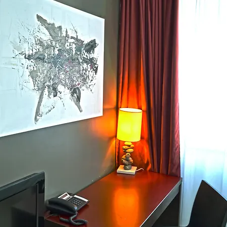 Ξενοδοχείο με διαμερίσματα Residhotel Vauban Λιλ